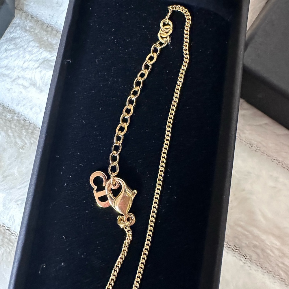 Christian Dior Gold‎ Tone CD Logo Crystal Pendant Necklace 15–17” - Picture 5 of 5